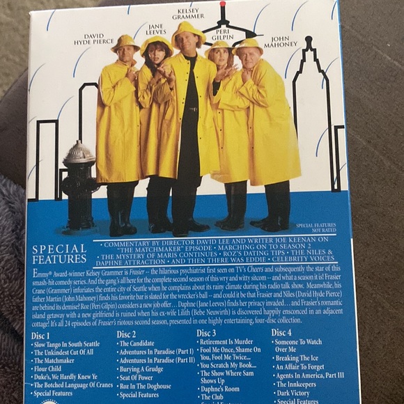 Frasier season 2 - Picture 2 of 2